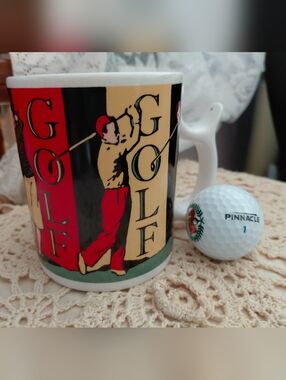 Spinners Golf Ceramic Mug - White with Red and Black Golfing Design Drpartment56